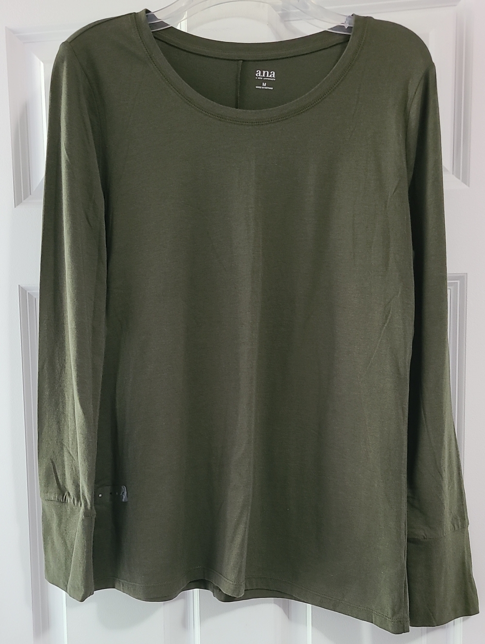 NEW a.n.a. Olive Army Green Long Sleeve Tunic Stretch T-shirt Size M